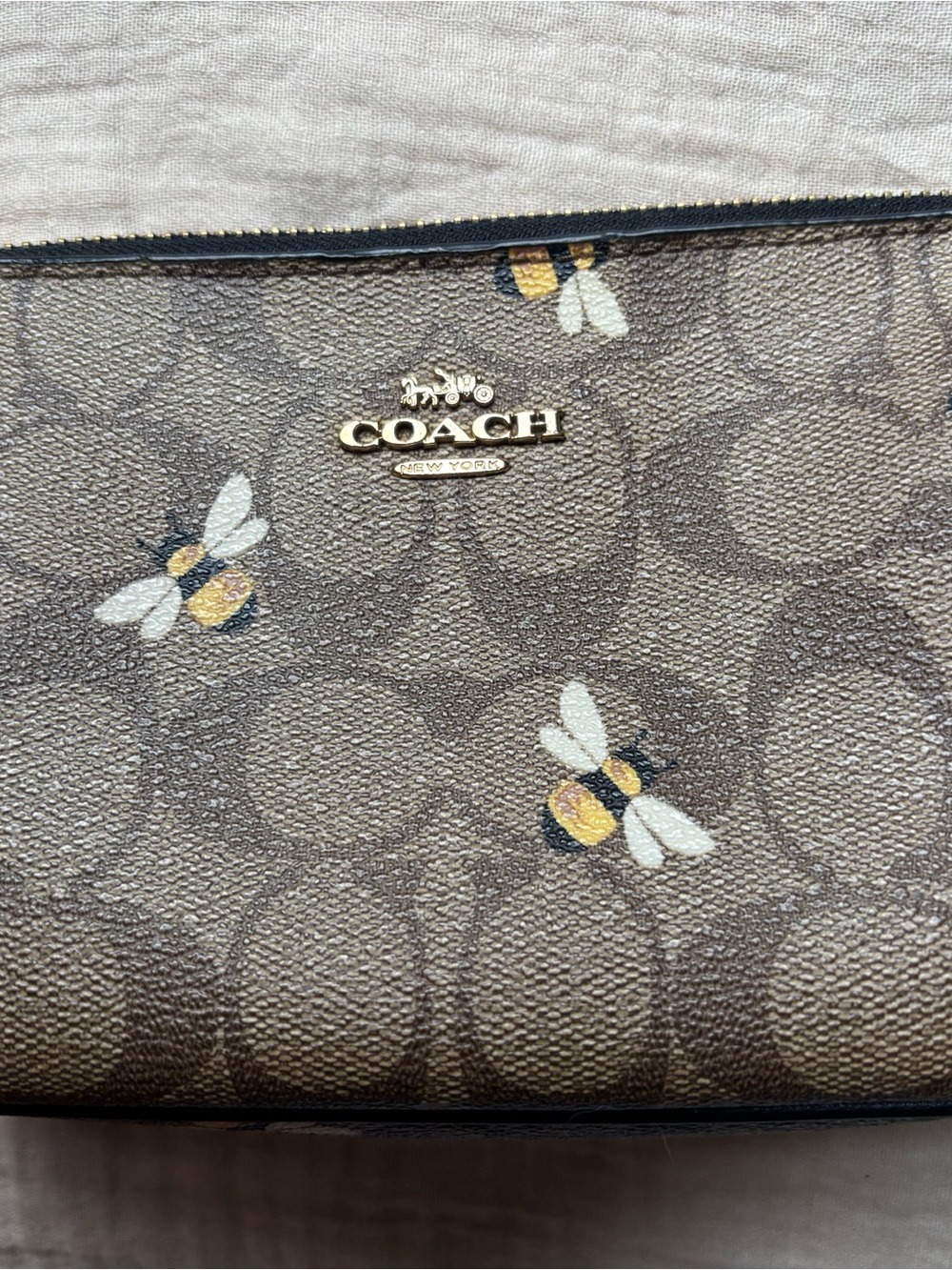 Coach Brown Signature Bee Print Shoulder Bag with Black Trim - Picture 5 of 16